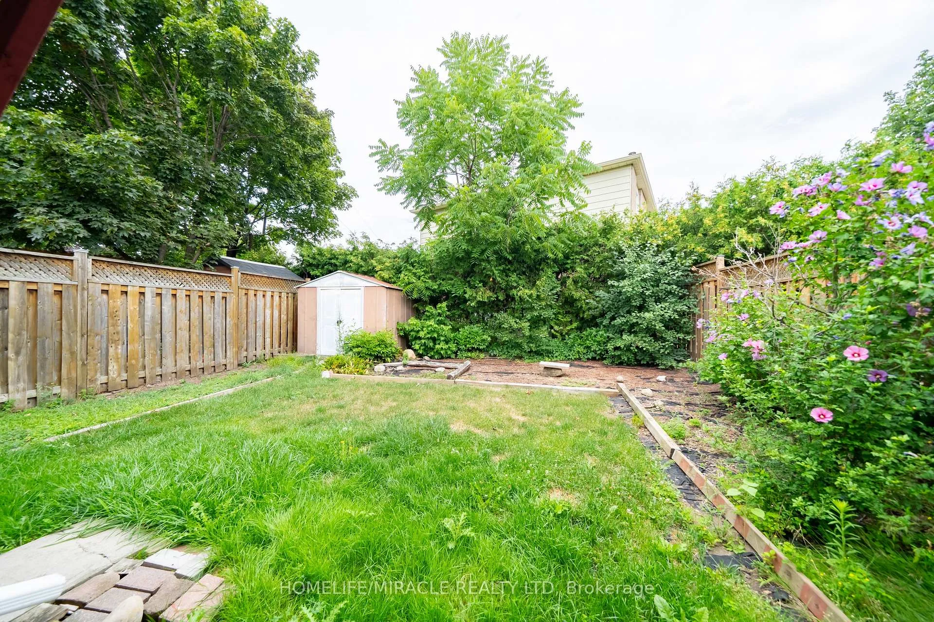 Photo 29 of 59 Martindale Crescent, Brampton, Brampton West — HOMEH
