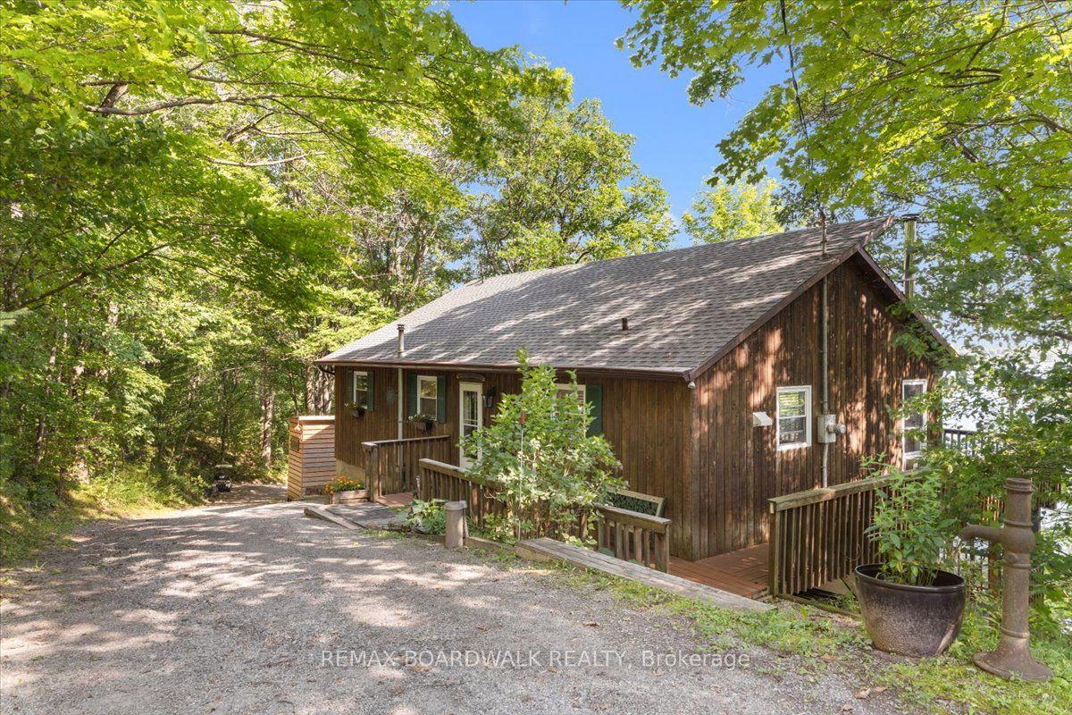 Photo of 781 North Shore Road