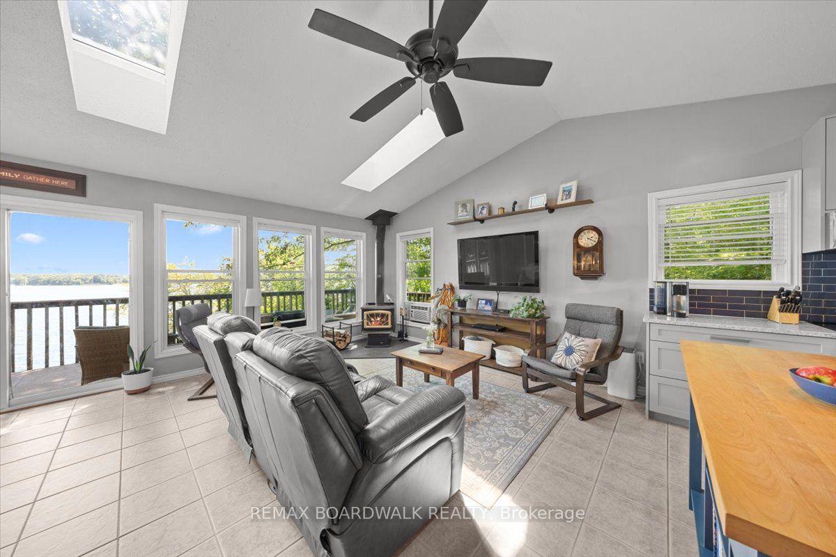 Photo 12 of 781 North Shore Road, Rideau Lakes, Rideau Lakes (North Crosby) Twp — HOMEH