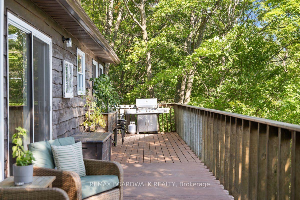 Photo 17 of 781 North Shore Road, Rideau Lakes, Rideau Lakes (North Crosby) Twp — HOMEH