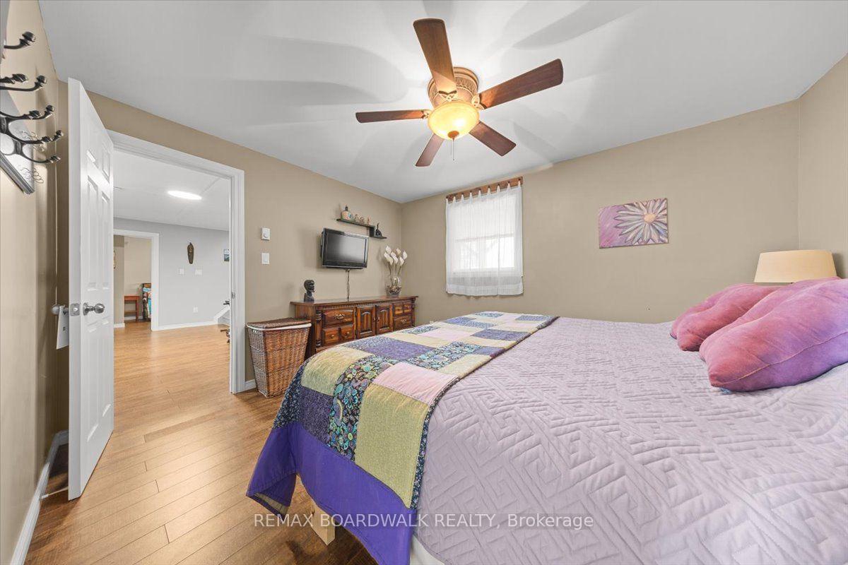 Photo 28 of 781 North Shore Road, Rideau Lakes, Rideau Lakes (North Crosby) Twp — HOMEH