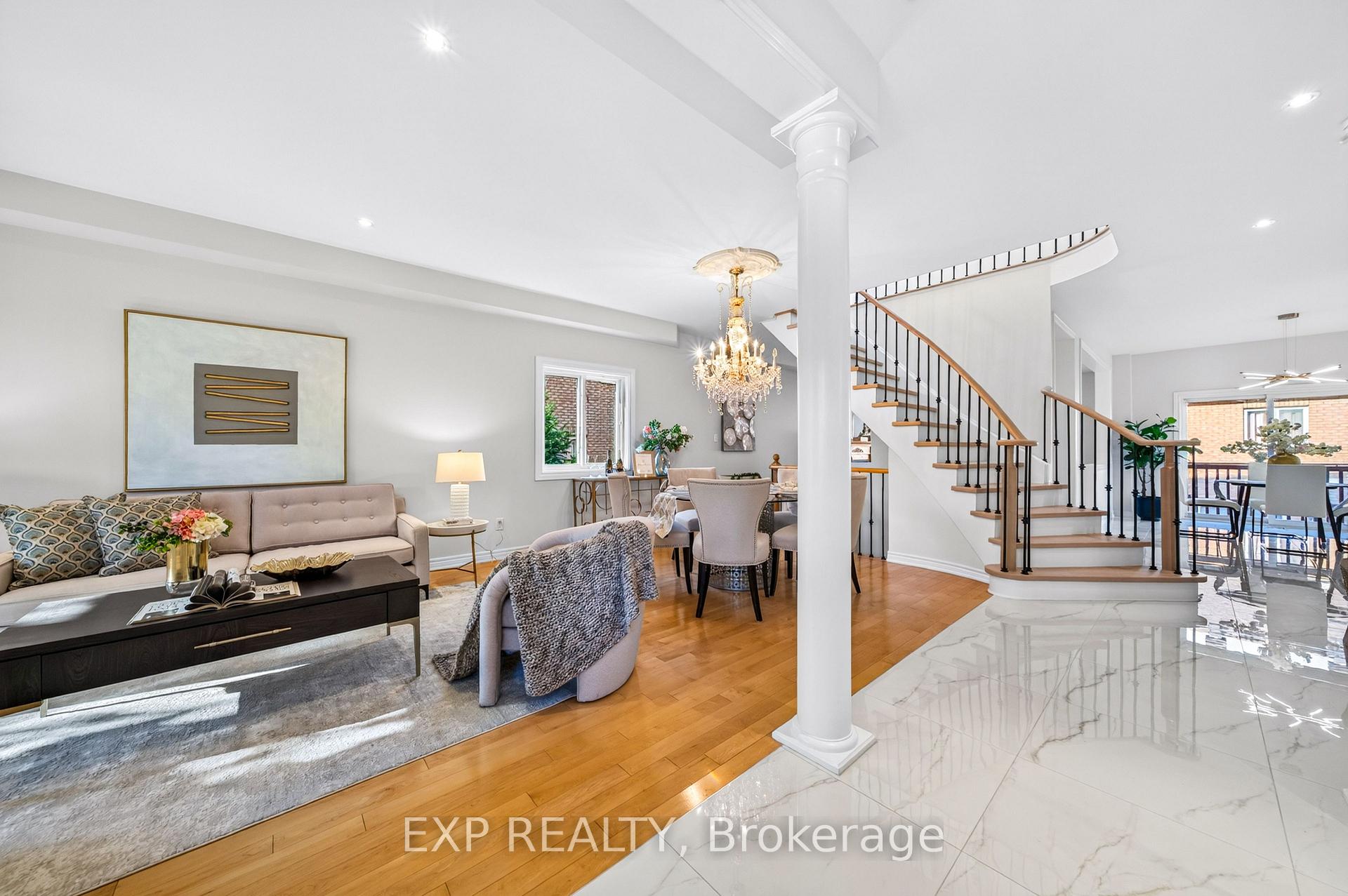 Photo 8 of 43 Shirley Drive, Richmond Hill, Rouge Woods — HOMEH