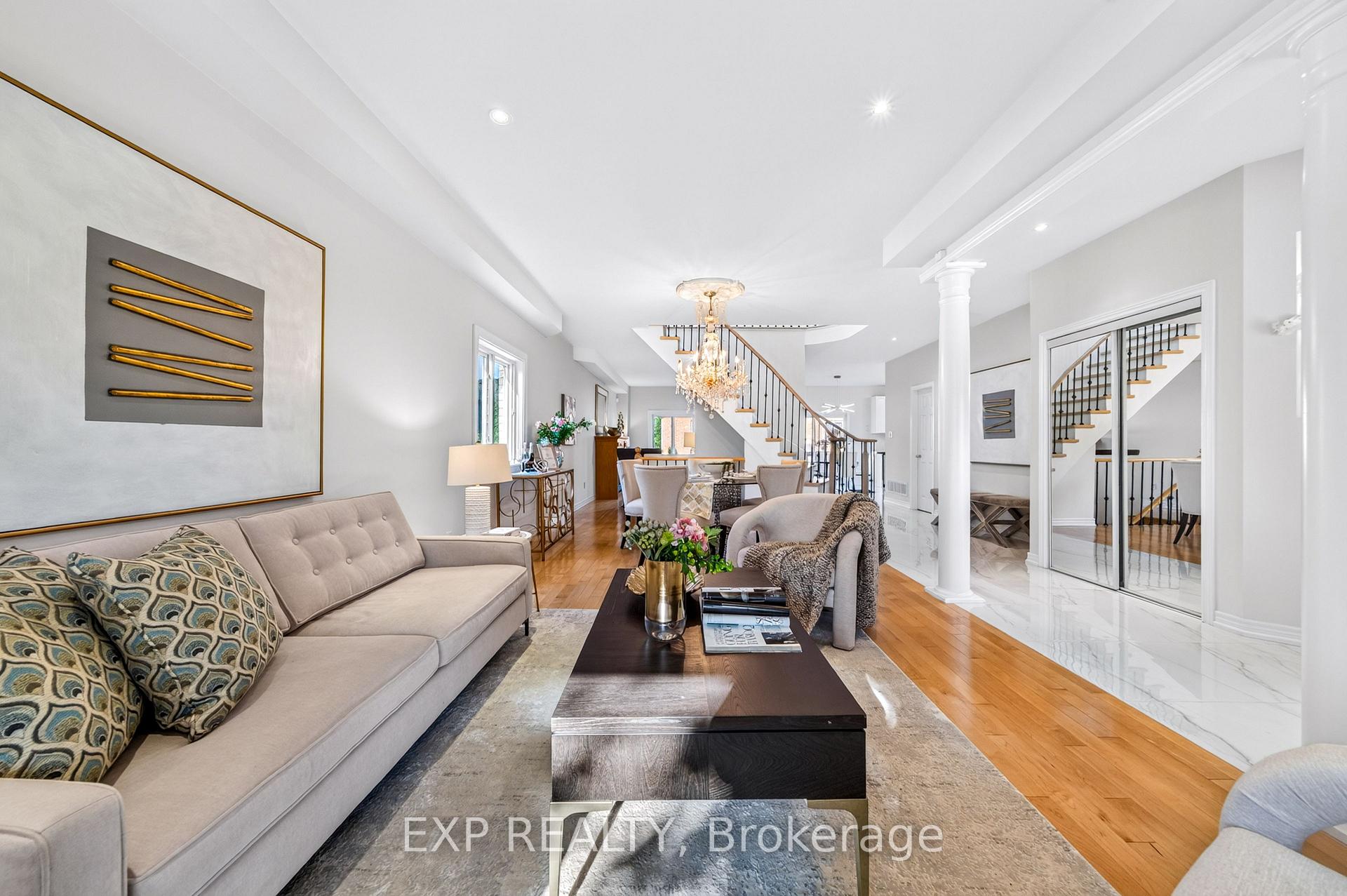 Photo 12 of 43 Shirley Drive, Richmond Hill, Rouge Woods — HOMEH
