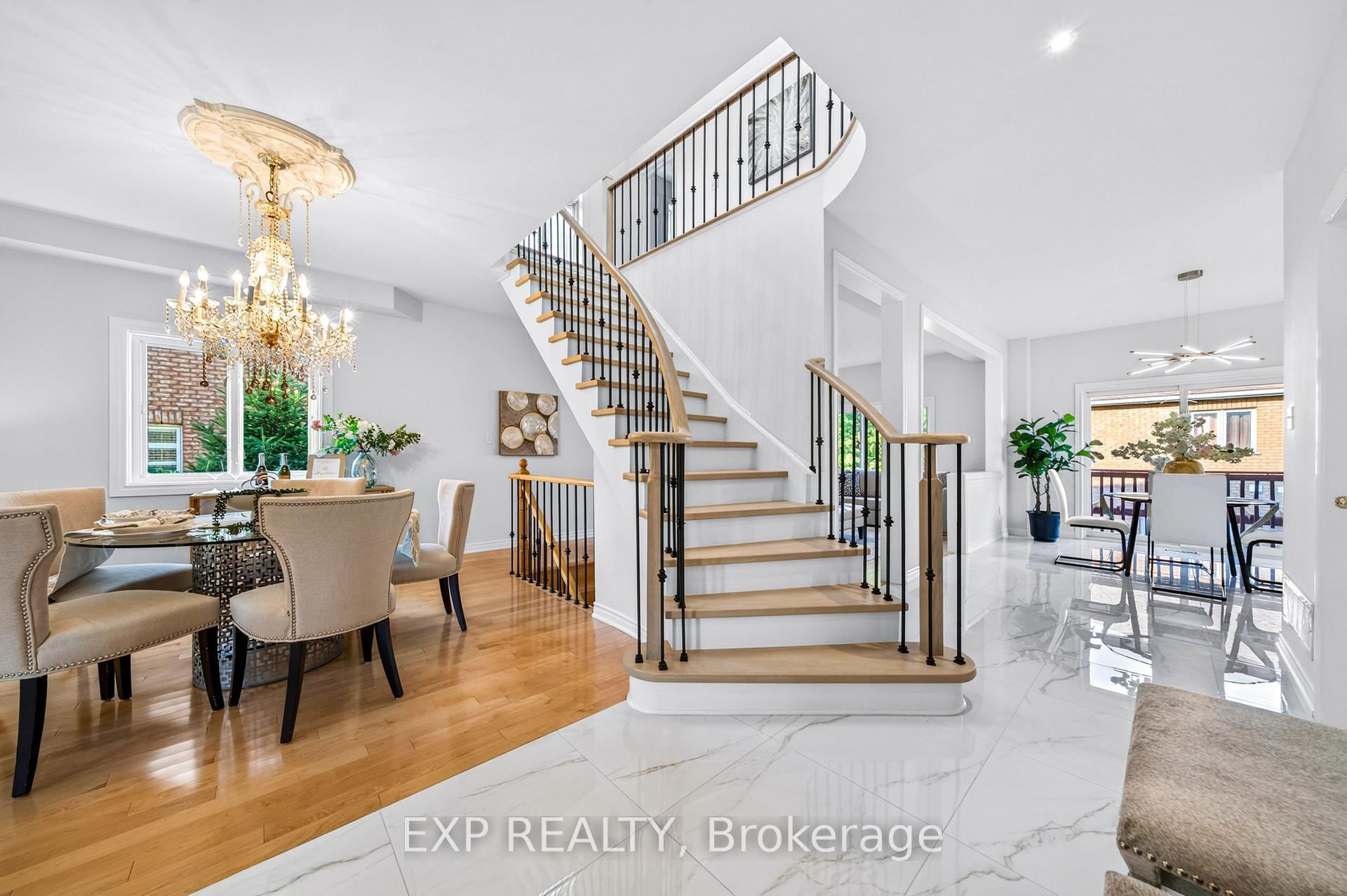Photo 14 of 43 Shirley Drive, Richmond Hill, Rouge Woods — HOMEH