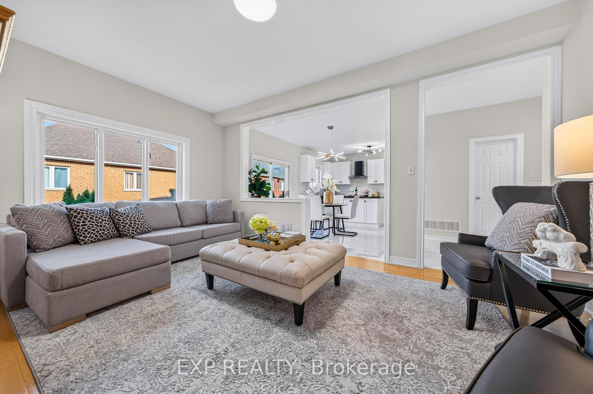 Photo 24 of 43 Shirley Drive, Richmond Hill, Rouge Woods — HOMEH