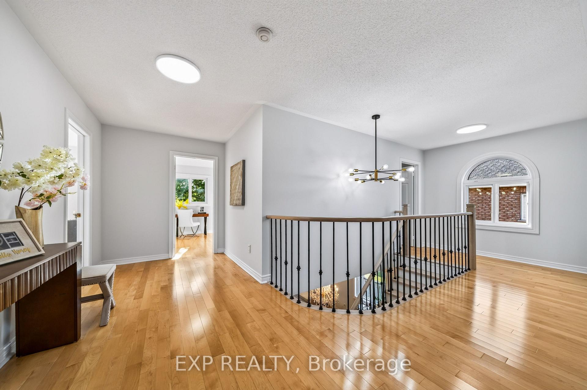 Photo 32 of 43 Shirley Drive, Richmond Hill, Rouge Woods — HOMEH