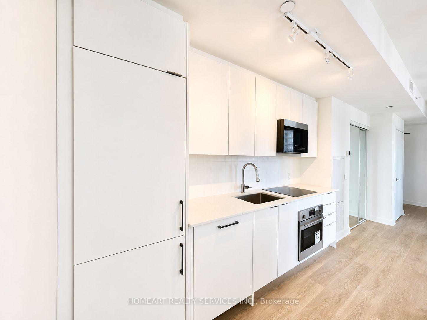 Photo 3 of Unit 607, 2920 Highway 7, Vaughan, Concord — HOMEH