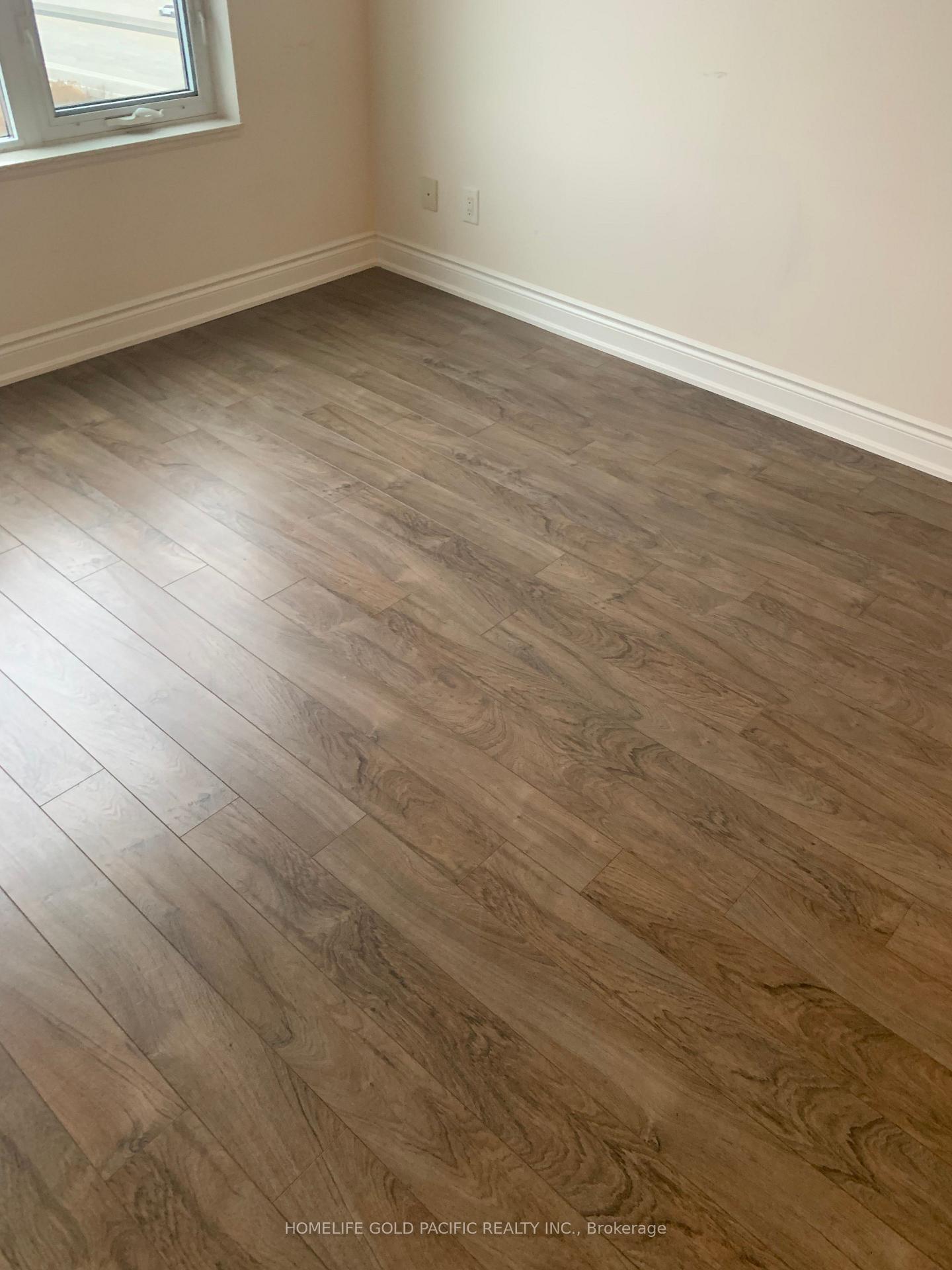 Photo 7 of Unit 805, 325 South Park Road, Markham, Commerce Valley — HOMEH