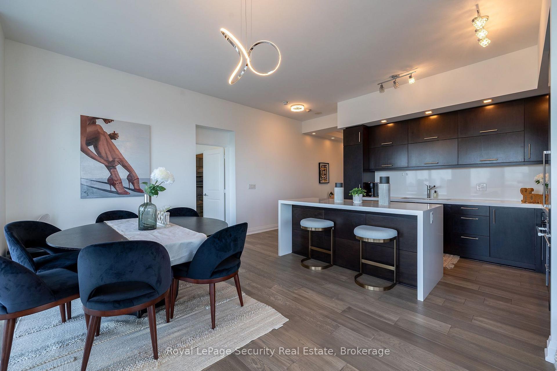 Photo 9 of Unit 5301, 1080 Bay Street, Toronto, Bay Street Corridor — HOMEH