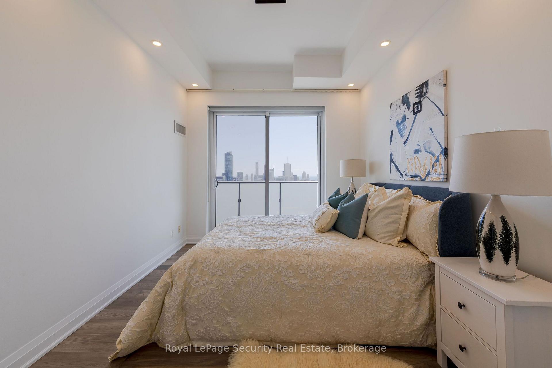Photo 17 of Unit 5301, 1080 Bay Street, Toronto, Bay Street Corridor — HOMEH