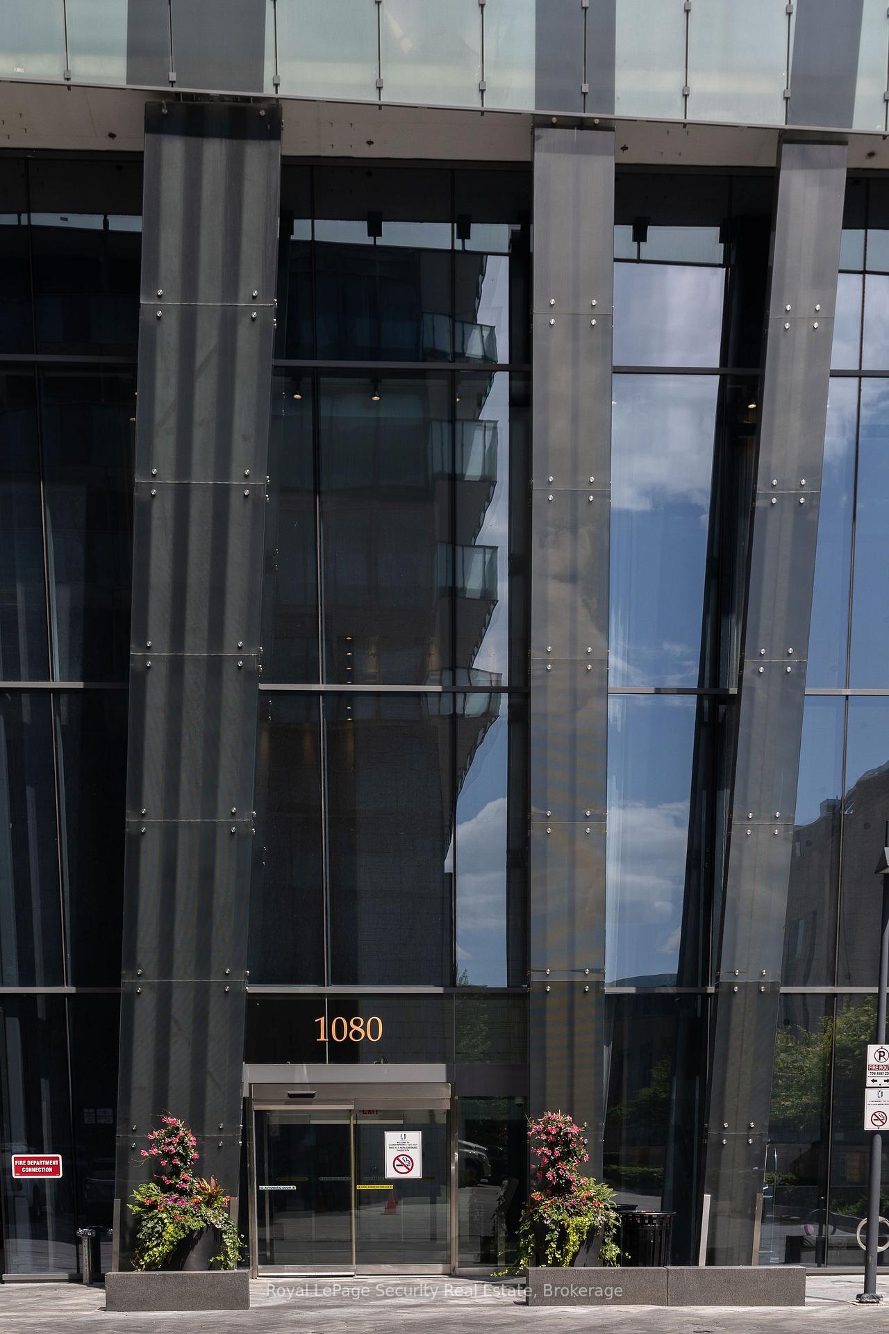 Photo 5 of Unit 5301, 1080 Bay Street, Toronto, Bay Street Corridor — HOMEH