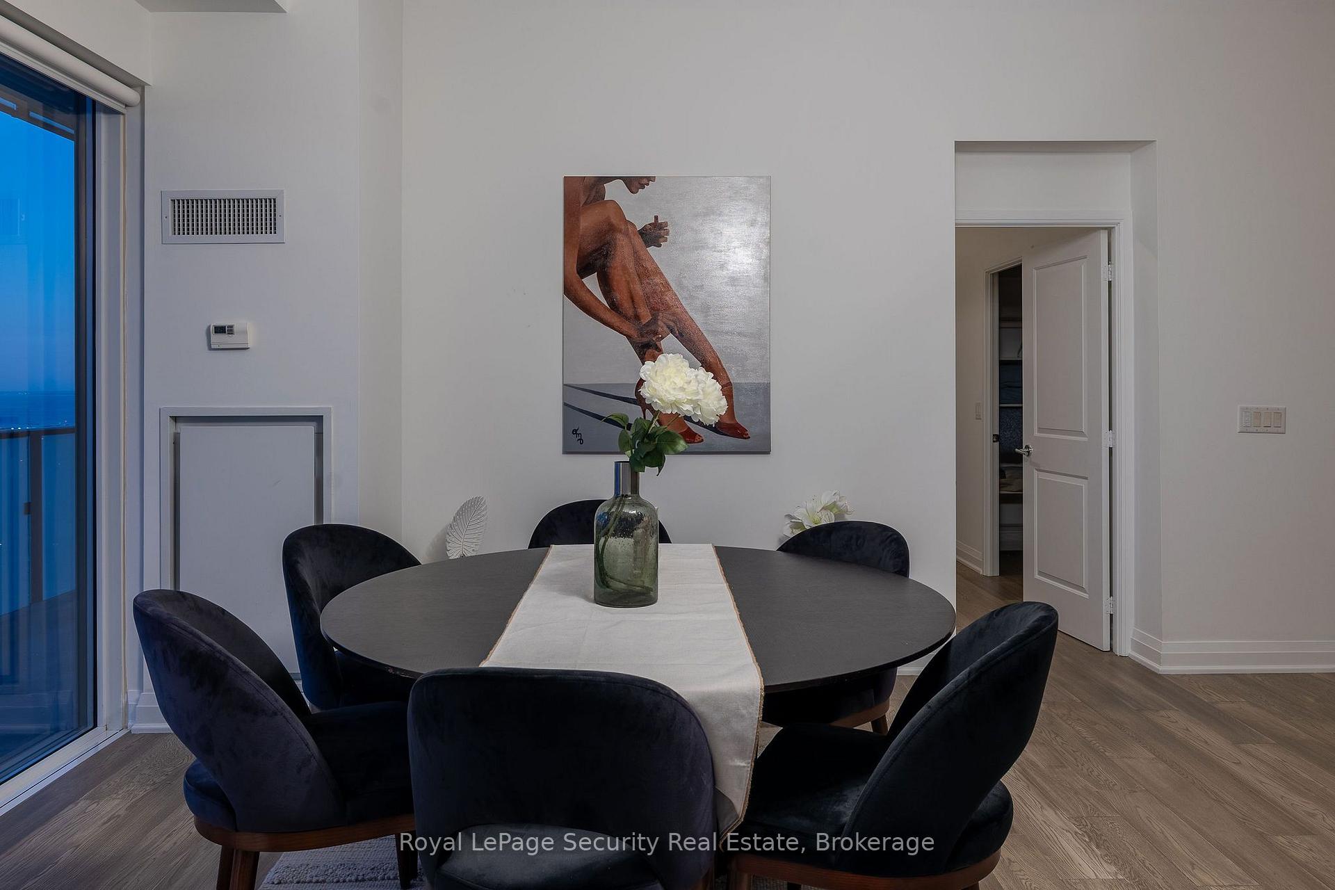 Photo 39 of Unit 5301, 1080 Bay Street, Toronto, Bay Street Corridor — HOMEH