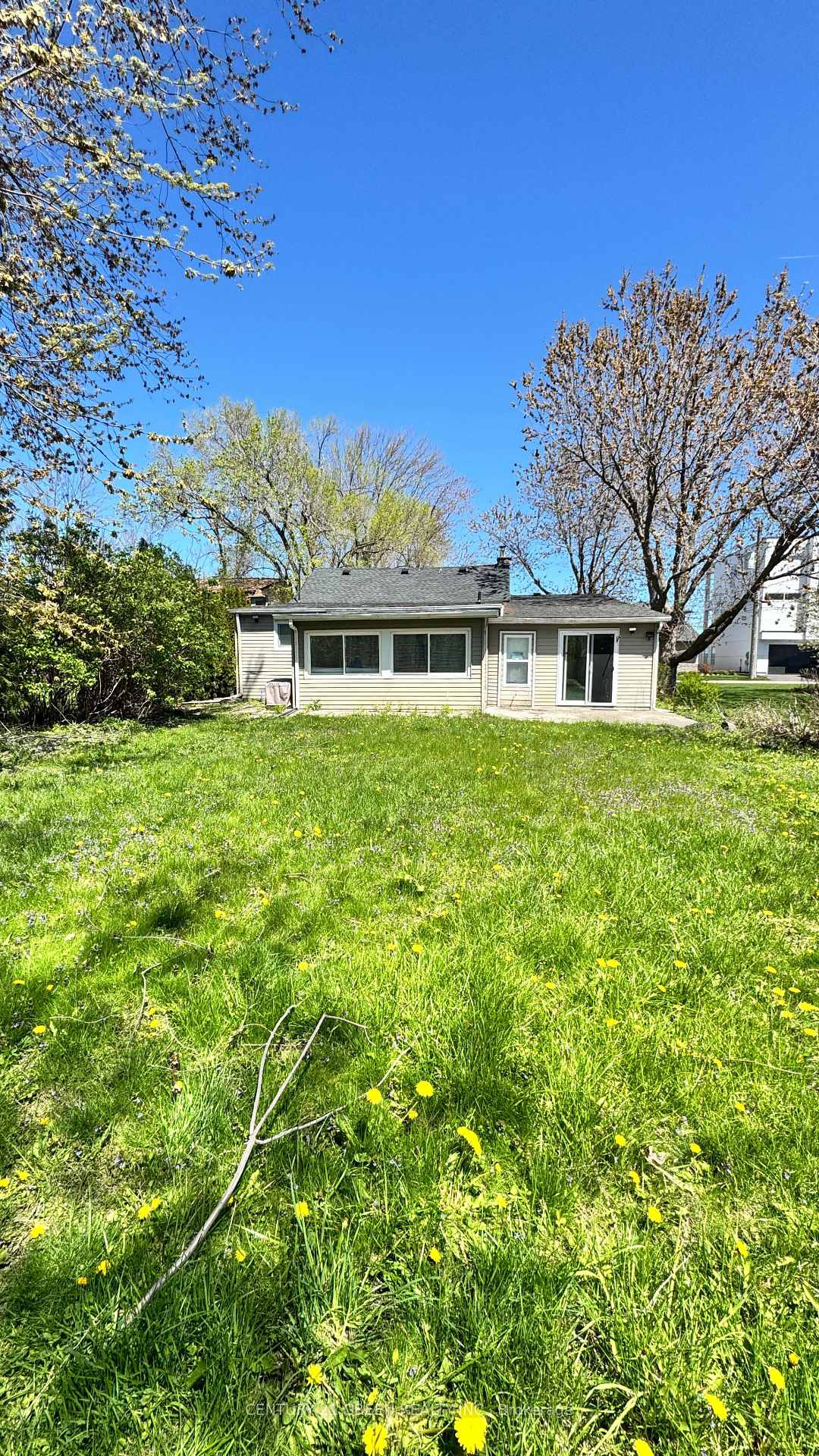 Photo 6 of 46 Windemere Road, Hamilton, Stoney Creek — HOMEH