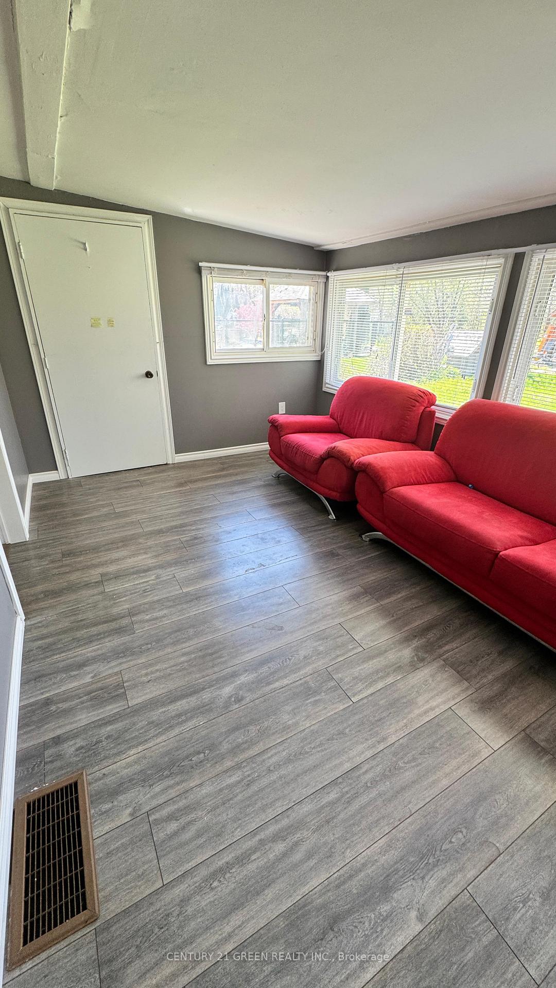 Photo 19 of 46 Windemere Road, Hamilton, Stoney Creek — HOMEH