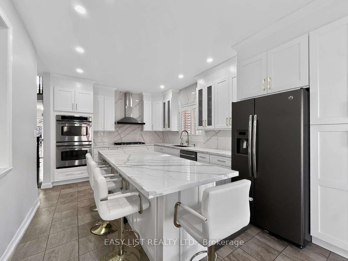 Photo 10 of 39 Good Hope Road, Brampton, Sandringham-Wellington — HOMEH