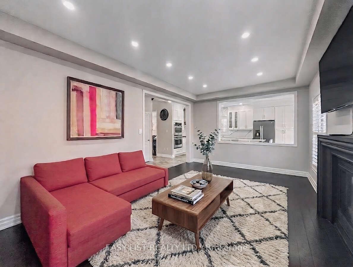 Photo 12 of 39 Good Hope Road, Brampton, Sandringham-Wellington — HOMEH