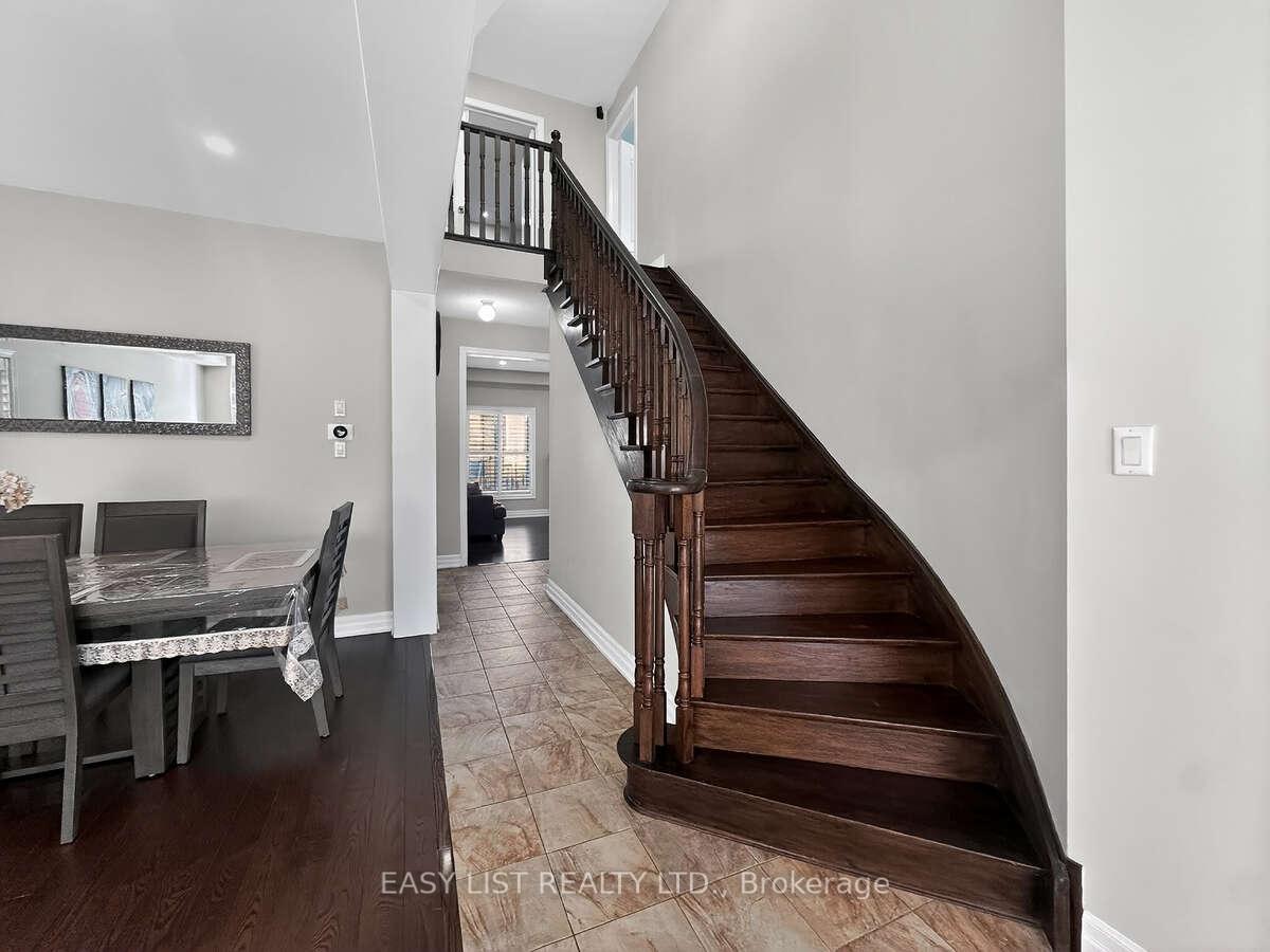 Photo 15 of 39 Good Hope Road, Brampton, Sandringham-Wellington — HOMEH