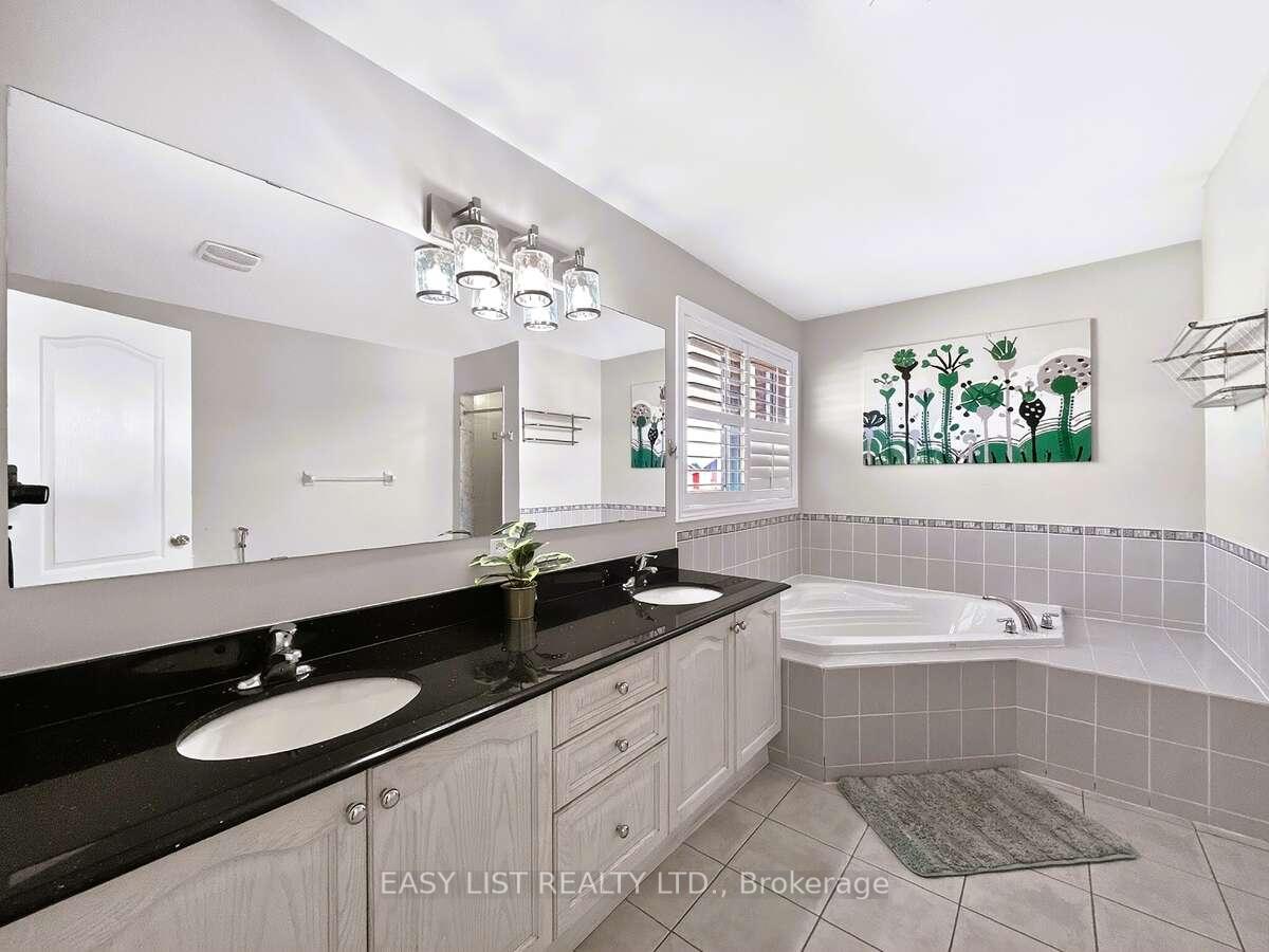 Photo 20 of 39 Good Hope Road, Brampton, Sandringham-Wellington — HOMEH