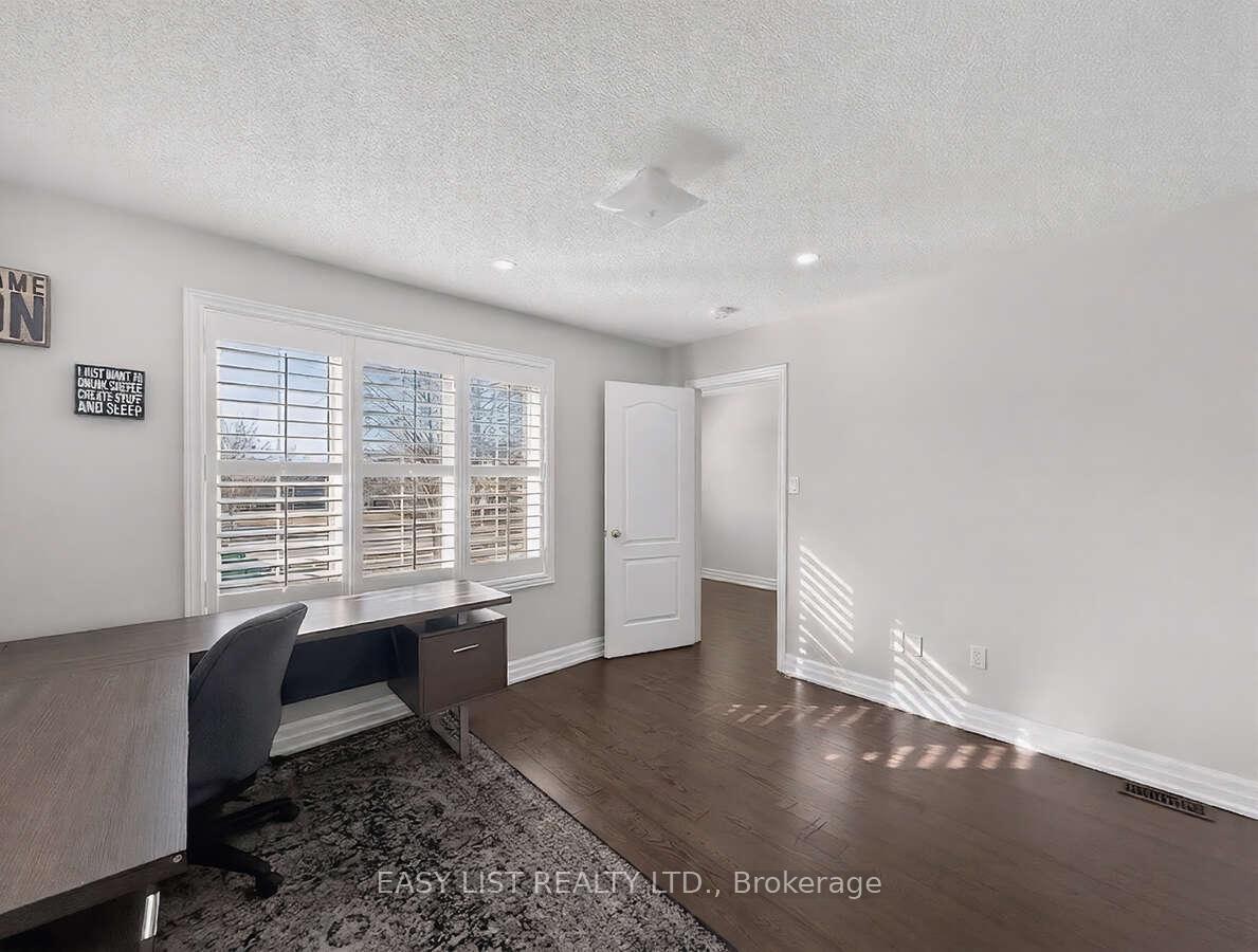 Photo 23 of 39 Good Hope Road, Brampton, Sandringham-Wellington — HOMEH