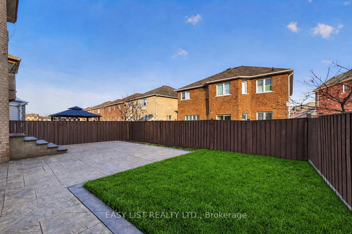 Photo 33 of 39 Good Hope Road, Brampton, Sandringham-Wellington — HOMEH