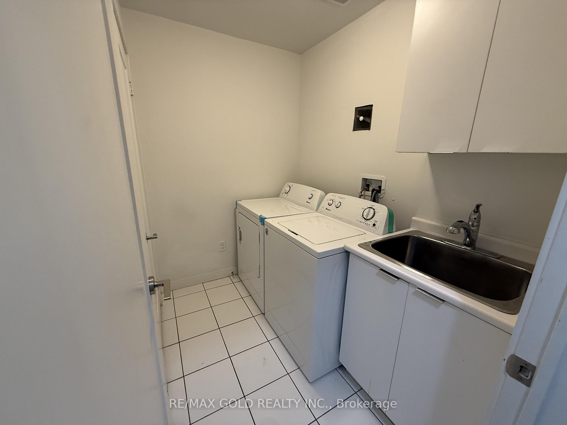 Photo 13 of Unit 92, 200 Malta Avenue, Brampton, Fletcher's Creek South — HOMEH