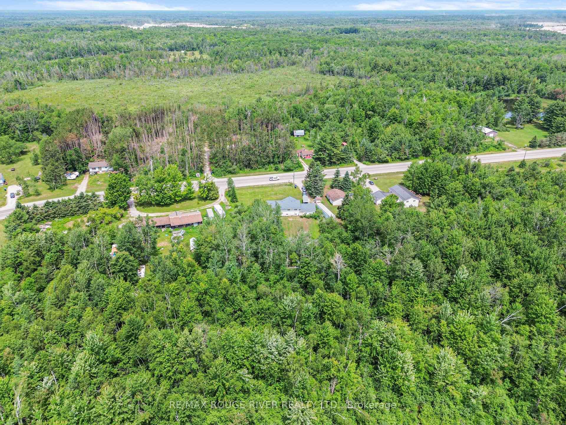 Photo 4 of 2225 Monck Road, Ramara, Rural Ramara — HOMEH