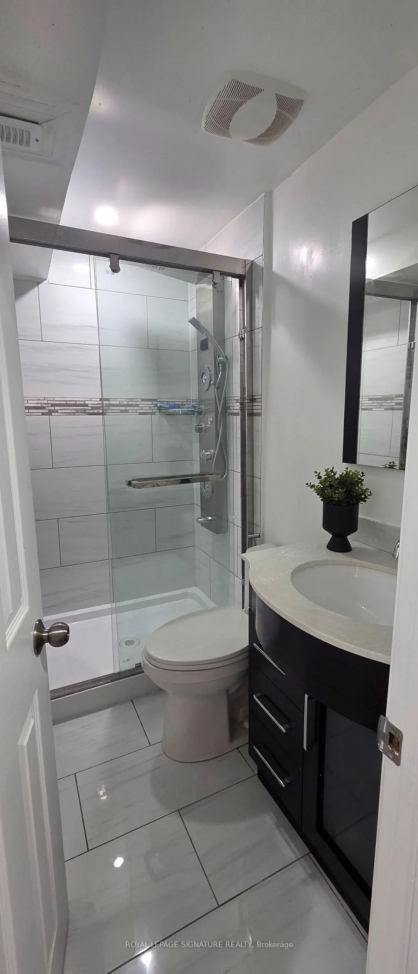 Photo 30 of Unit Basement 2, 3692 Ellengale Drive, Mississauga, Erindale — HOMEH
