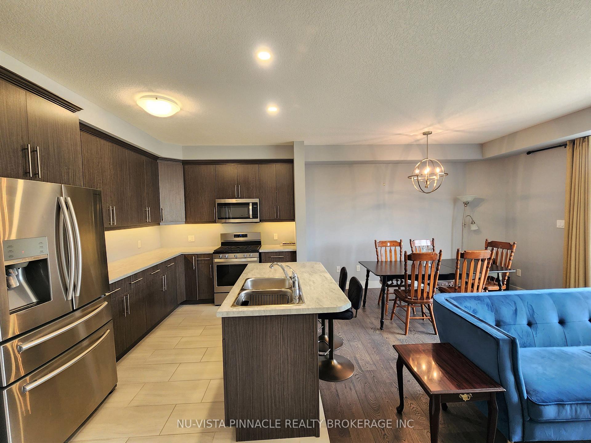 Photo 8 of 2424 Irish Moss Road, London, South U — HOMEH
