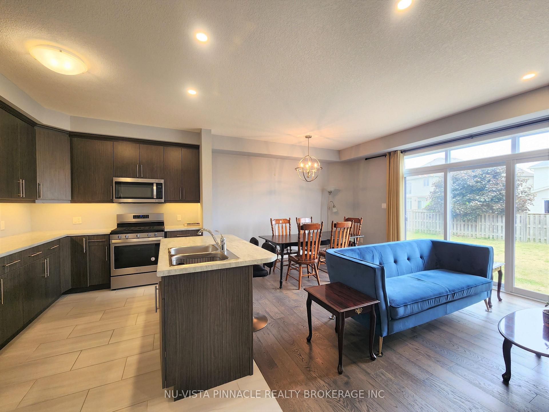 Photo 10 of 2424 Irish Moss Road, London, South U — HOMEH