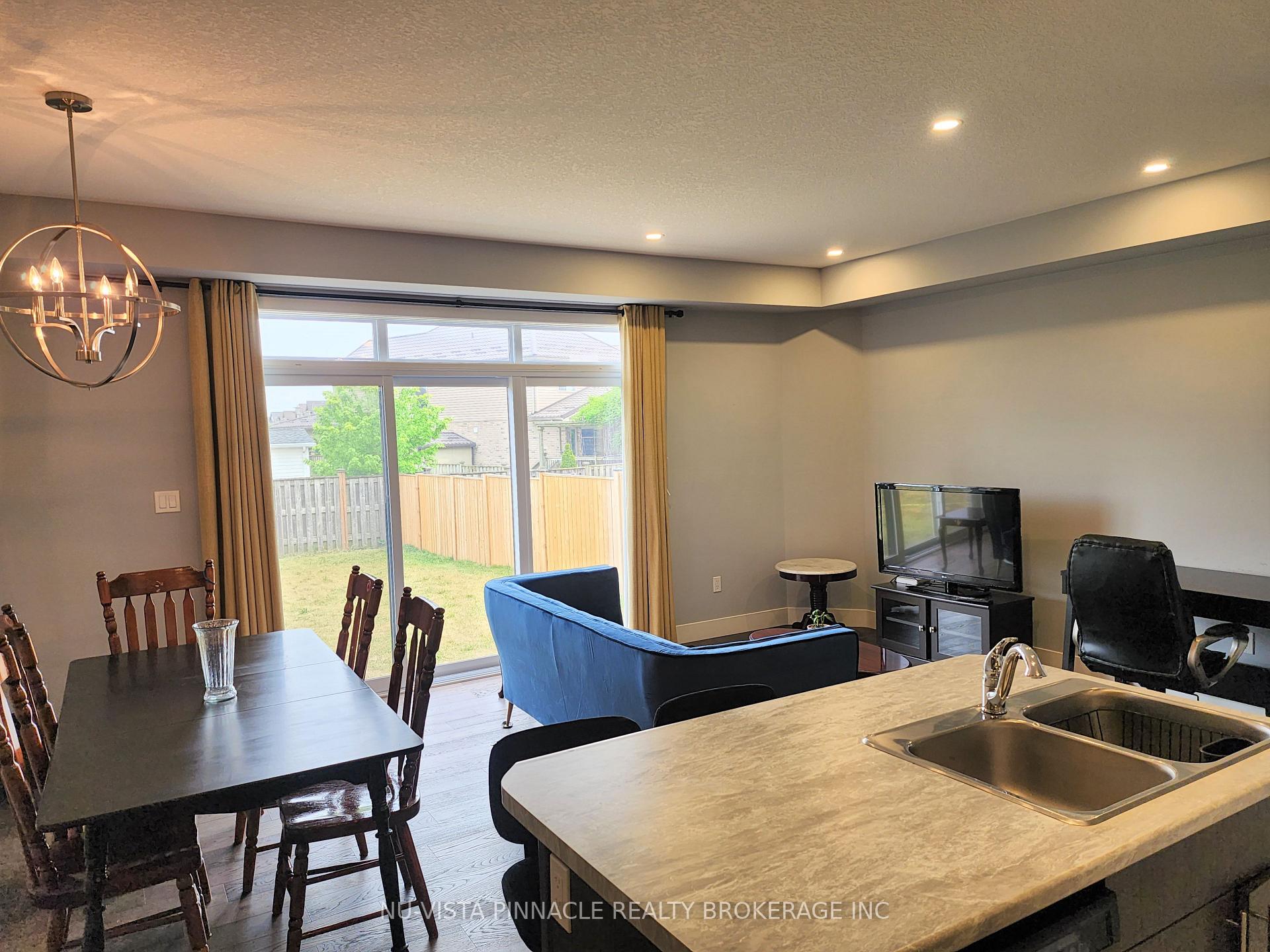 Photo 15 of 2424 Irish Moss Road, London, South U — HOMEH
