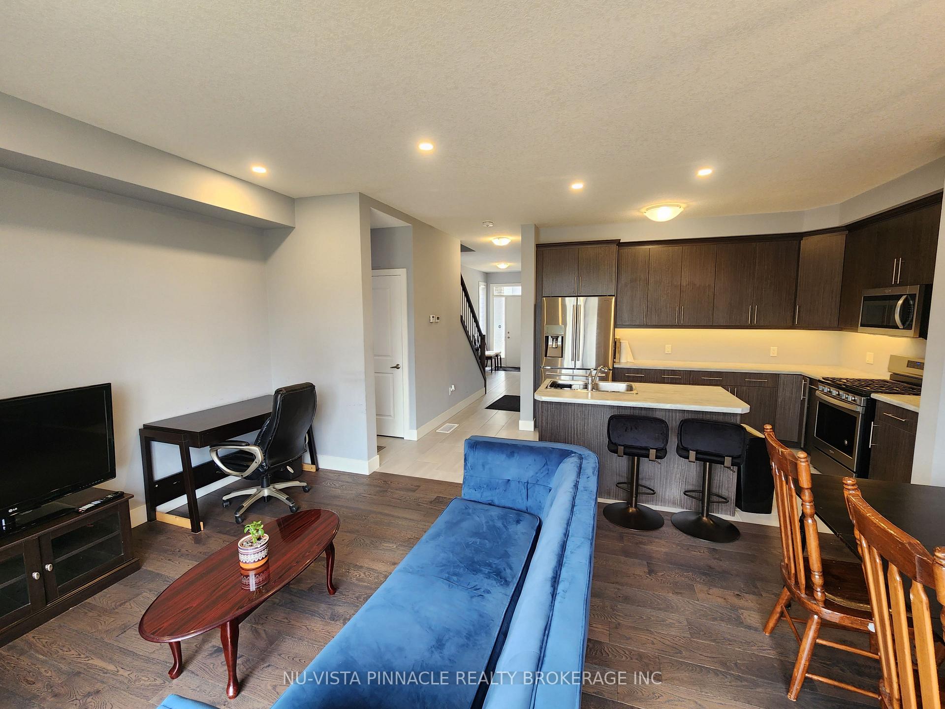 Photo 18 of 2424 Irish Moss Road, London, South U — HOMEH