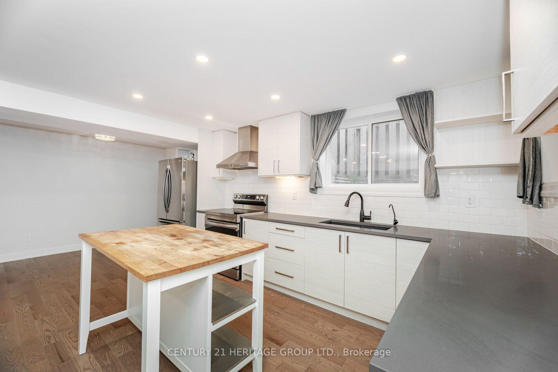 Photo 31 of 6 Vitlor Drive, Richmond Hill, Oak Ridges — HOMEH