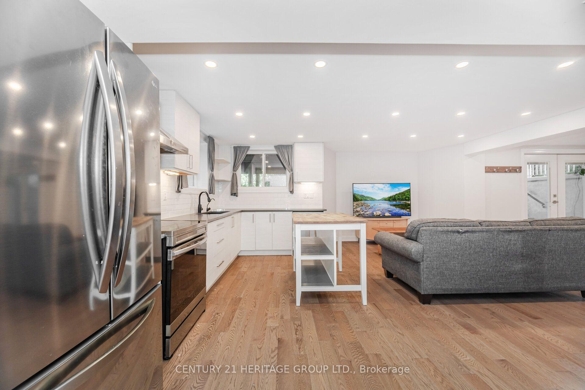 Photo 33 of 6 Vitlor Drive, Richmond Hill, Oak Ridges — HOMEH