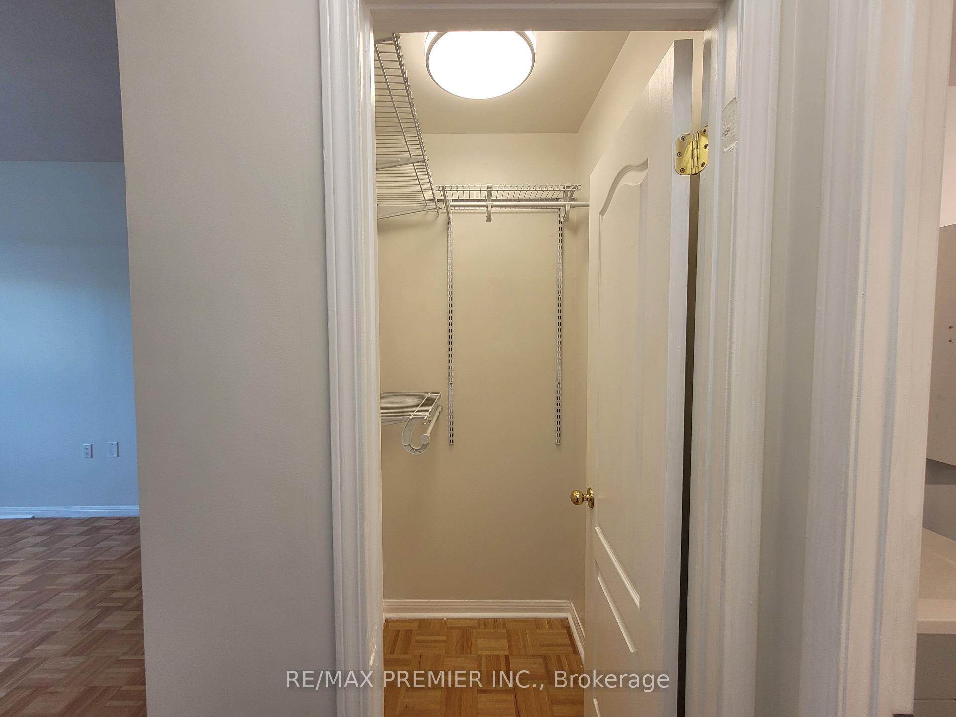 Photo 24 of Unit 502, 2506 Rutherford Road, Vaughan, Maple — HOMEH