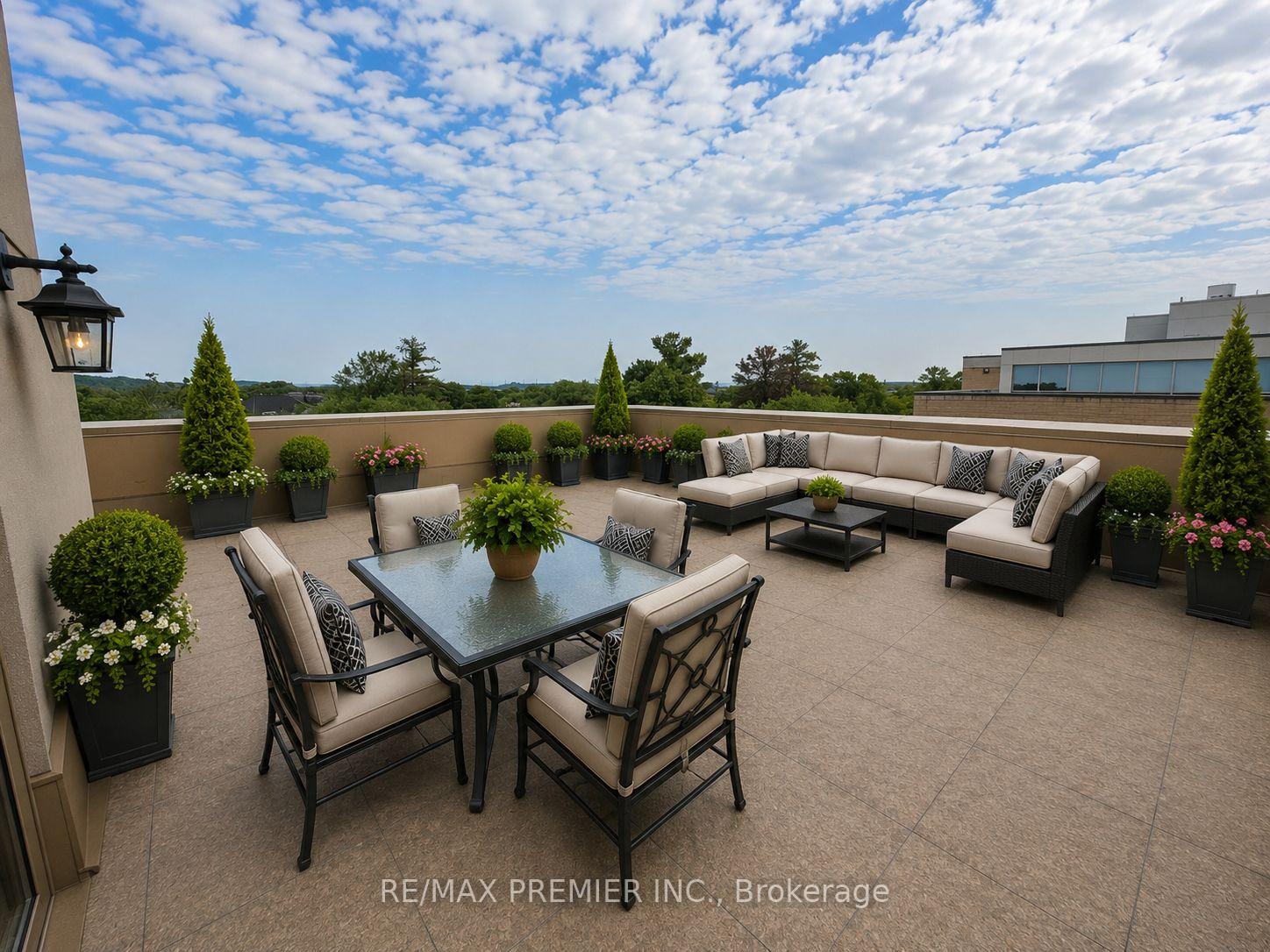 Photo 29 of Unit 502, 2506 Rutherford Road, Vaughan, Maple — HOMEH