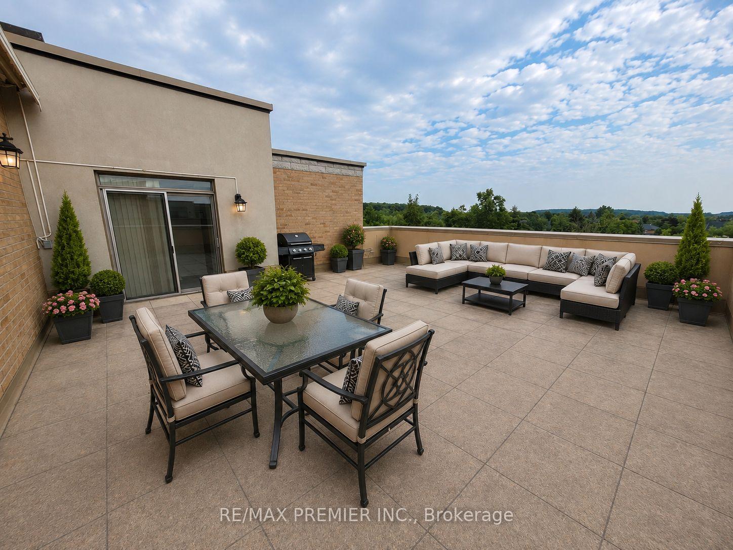 Photo 31 of Unit 502, 2506 Rutherford Road, Vaughan, Maple — HOMEH