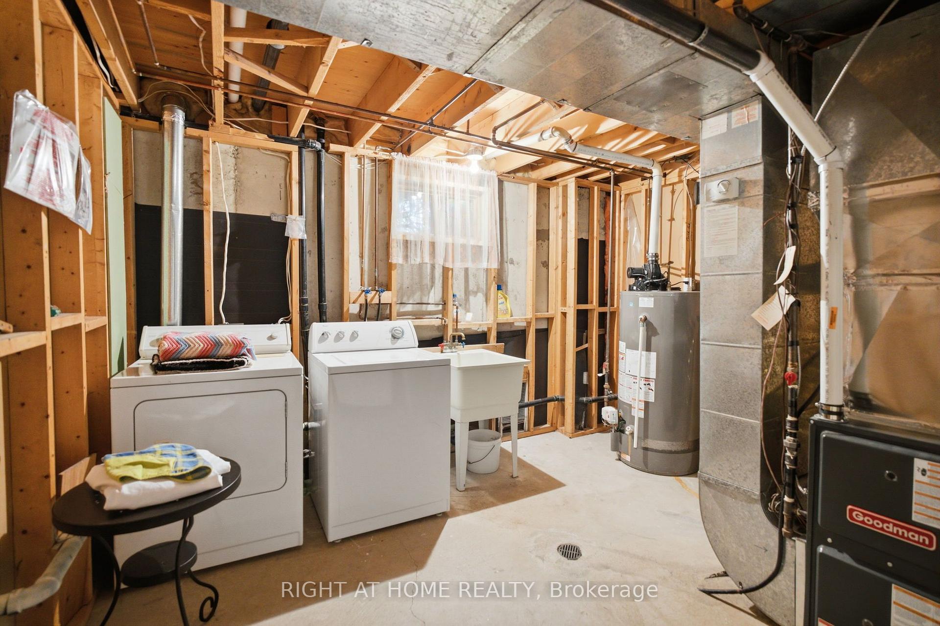 Photo 45 of 39 Dante Court, Vaughan, East Woodbridge — HOMEH