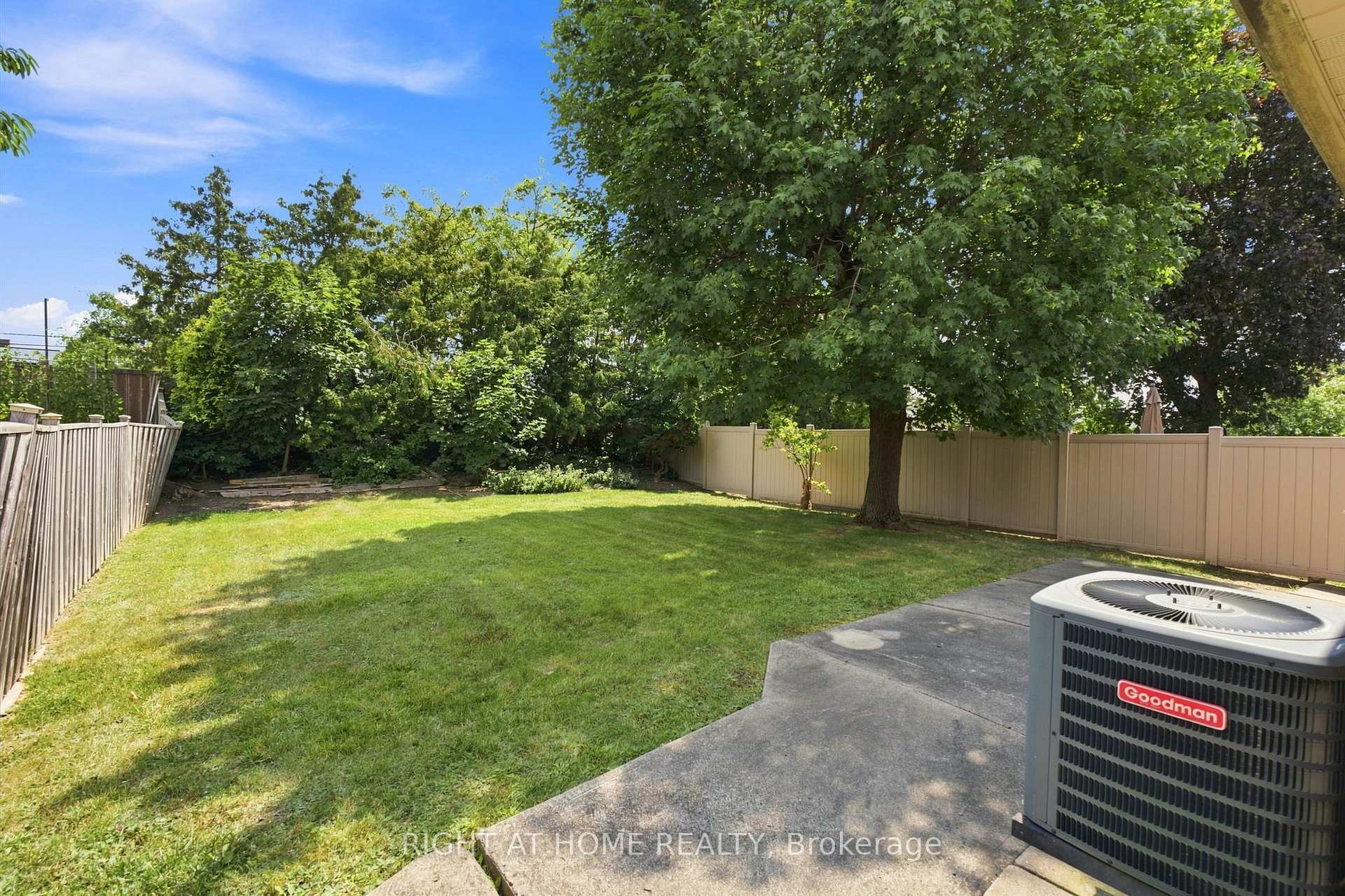 Photo 47 of 39 Dante Court, Vaughan, East Woodbridge — HOMEH