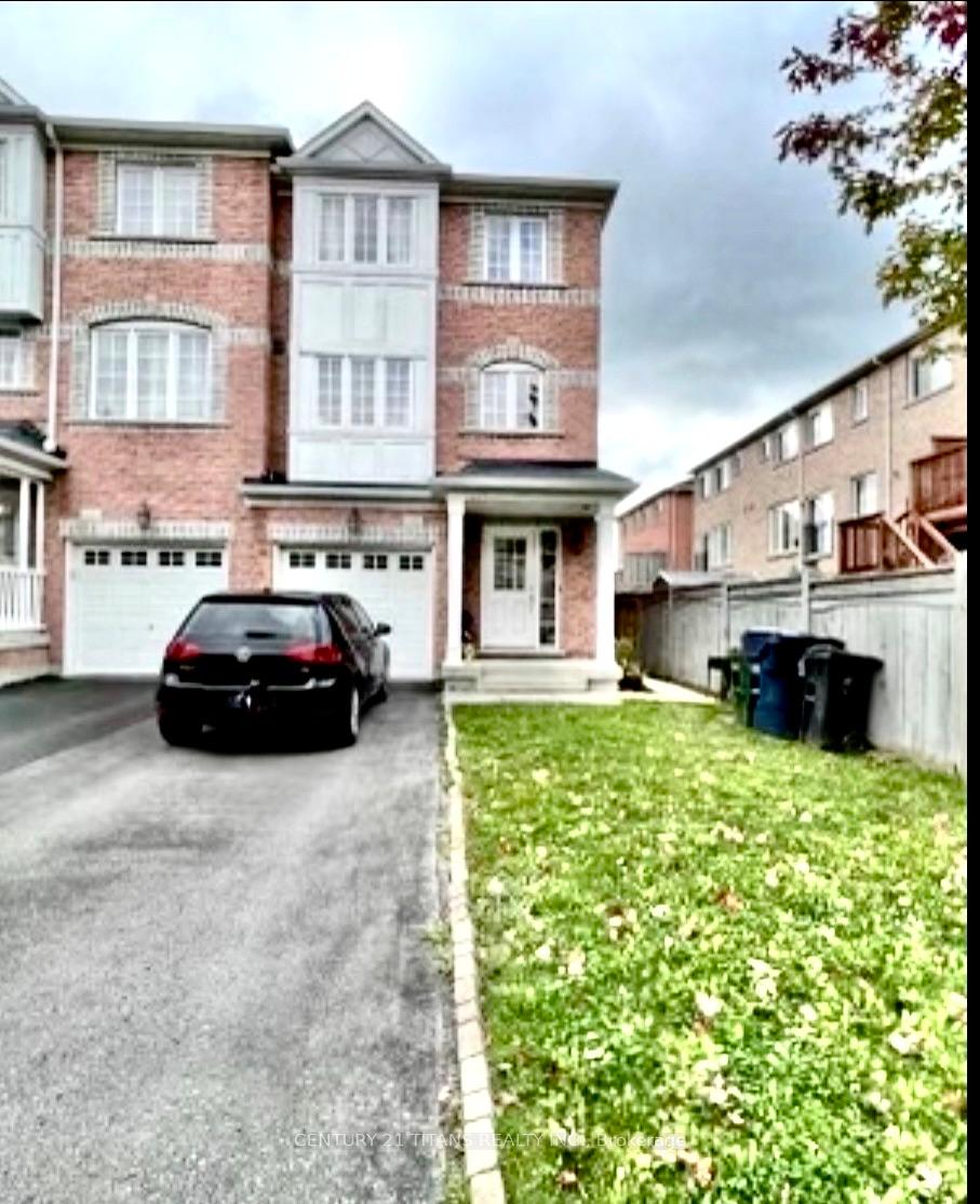 Front of Unit Lower, 11 Etienne Street