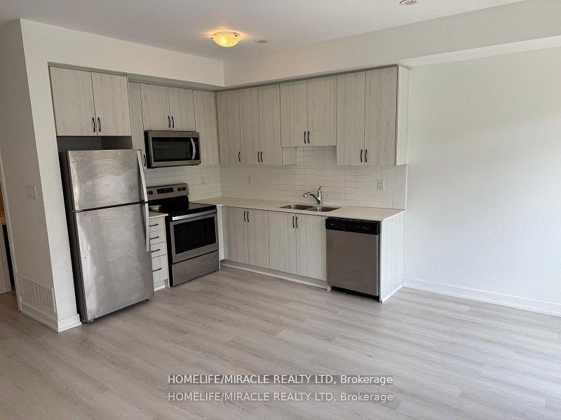 Photo 2 of 6 Tauton Street, Vaughan, Vaughan Grove — HOMEH