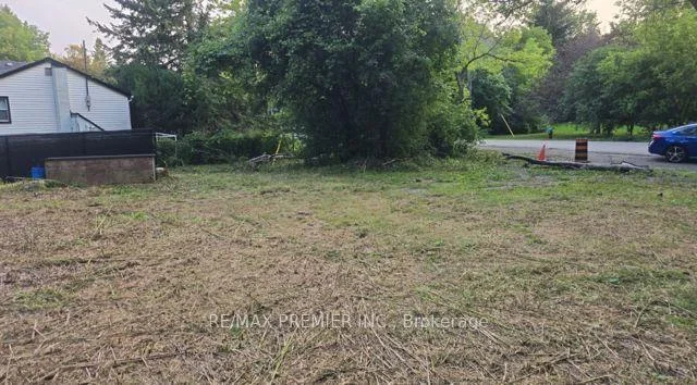 Photo 8 of Fergus Avenue, Richmond Hill, Oak Ridges Lake Wilcox — HOMEH