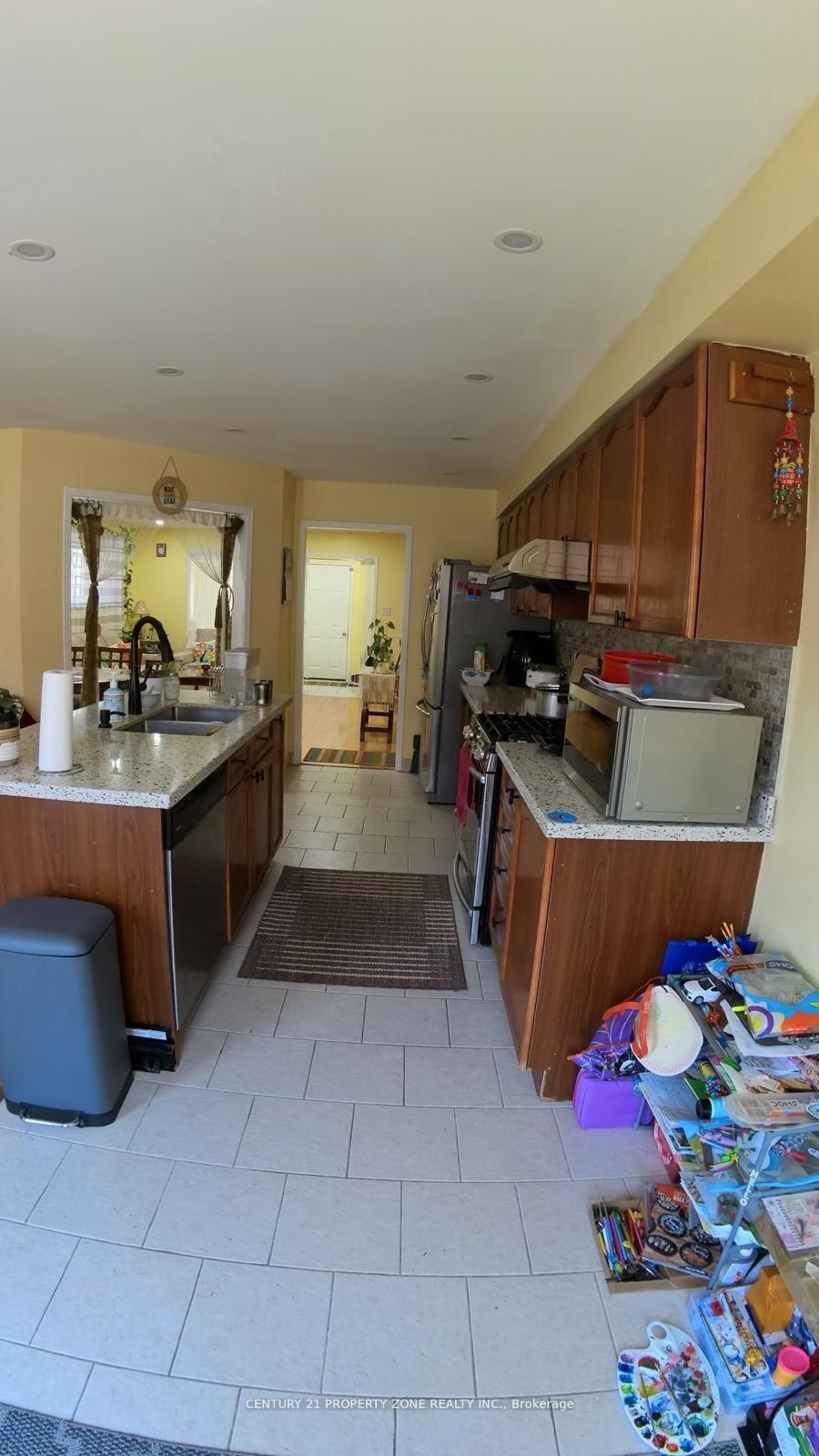 Photo 14 of 3822 Spicewood Way, Mississauga, Lisgar — HOMEH