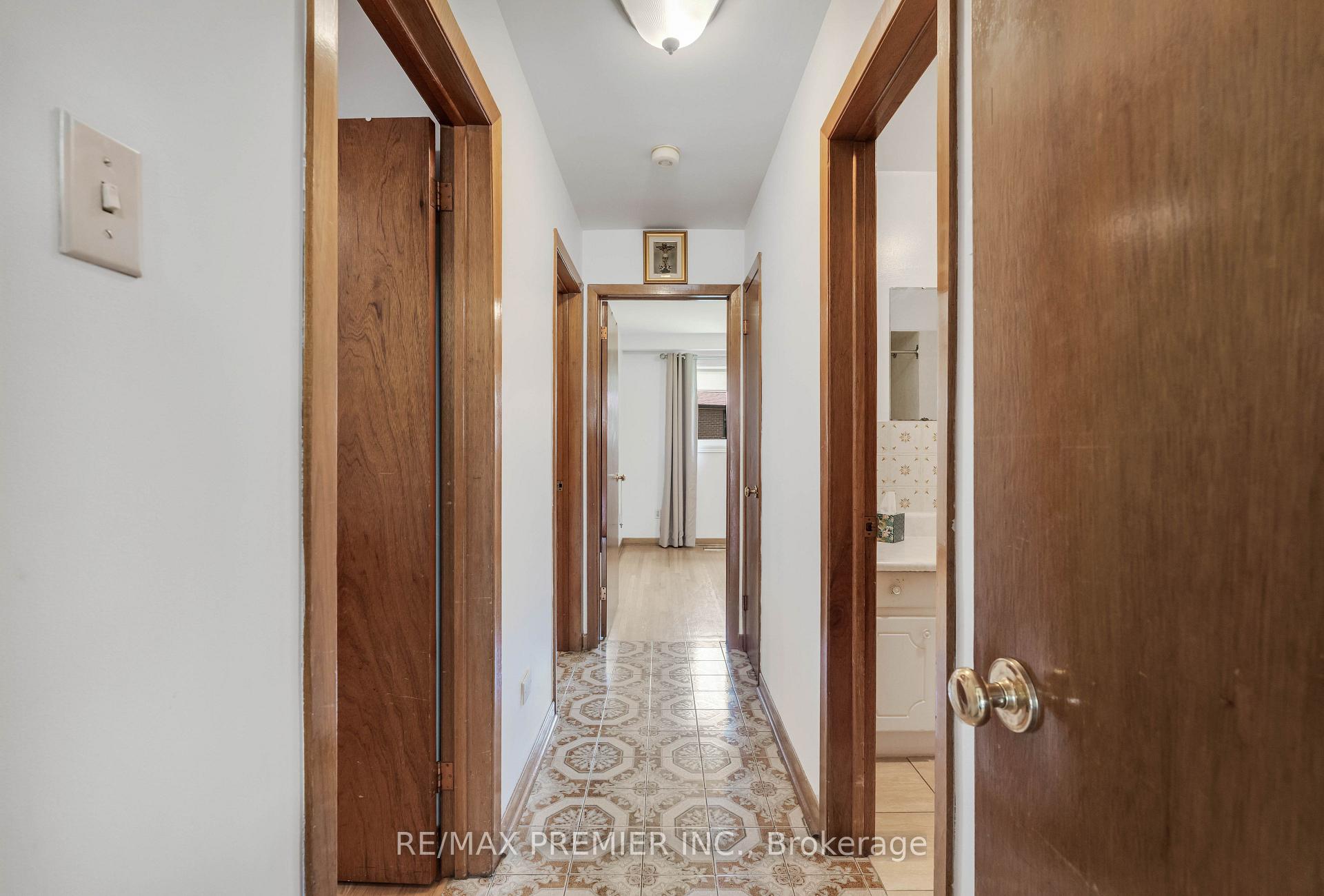 Photo 15 of 4178 Dursley Crescent, Mississauga, Rathwood — HOMEH