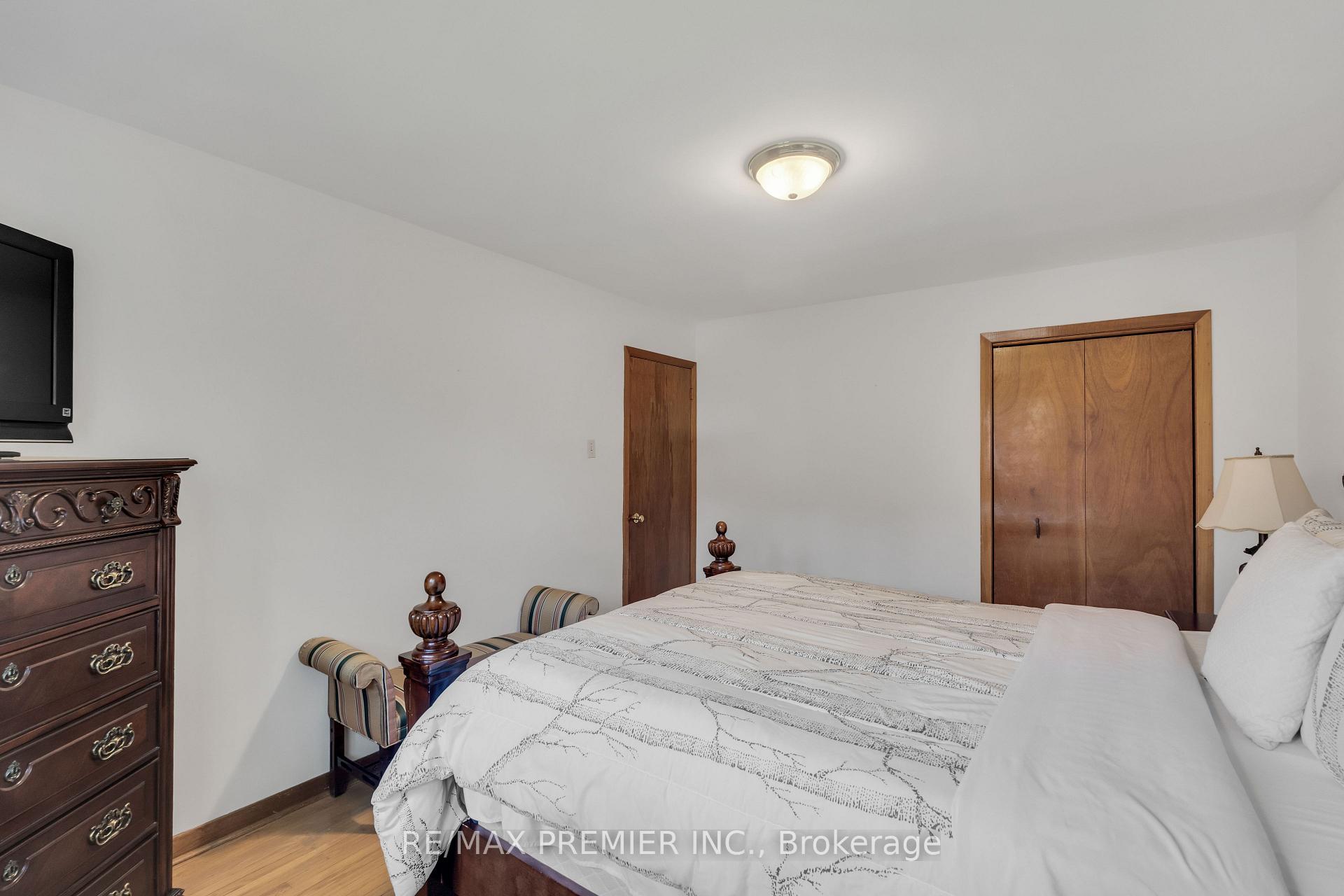 Photo 17 of 4178 Dursley Crescent, Mississauga, Rathwood — HOMEH