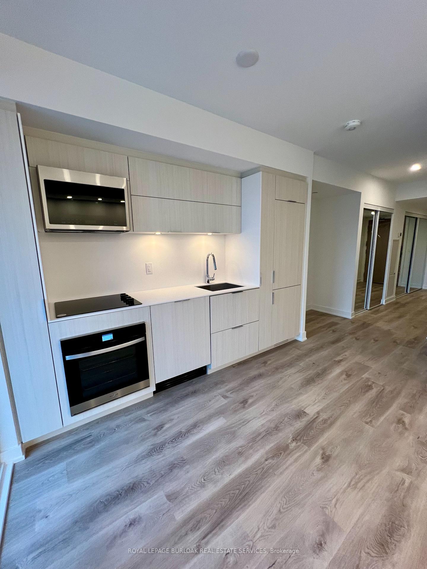 Photo 17 of Unit 311, 370 Martha Street, Burlington, Brant — HOMEH