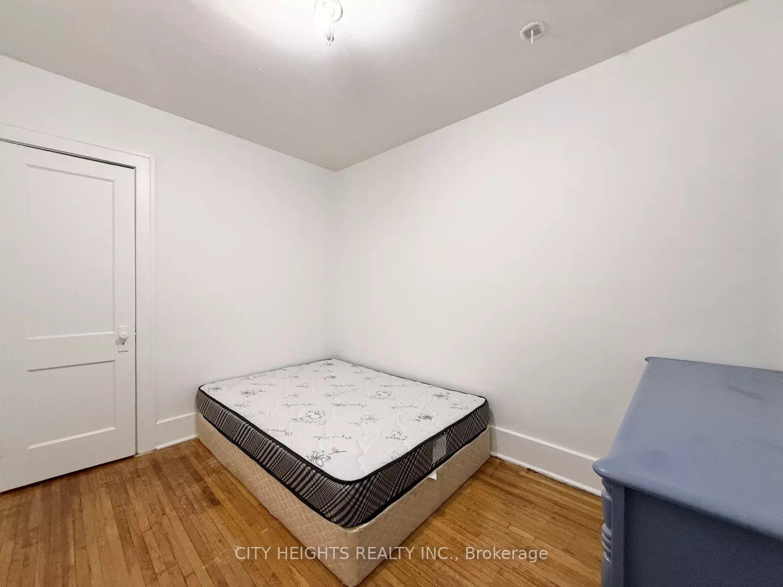 Photo 5 of Unit 4, 1093 Howard Avenue, Windsor, Downtown Windsor — HOMEH