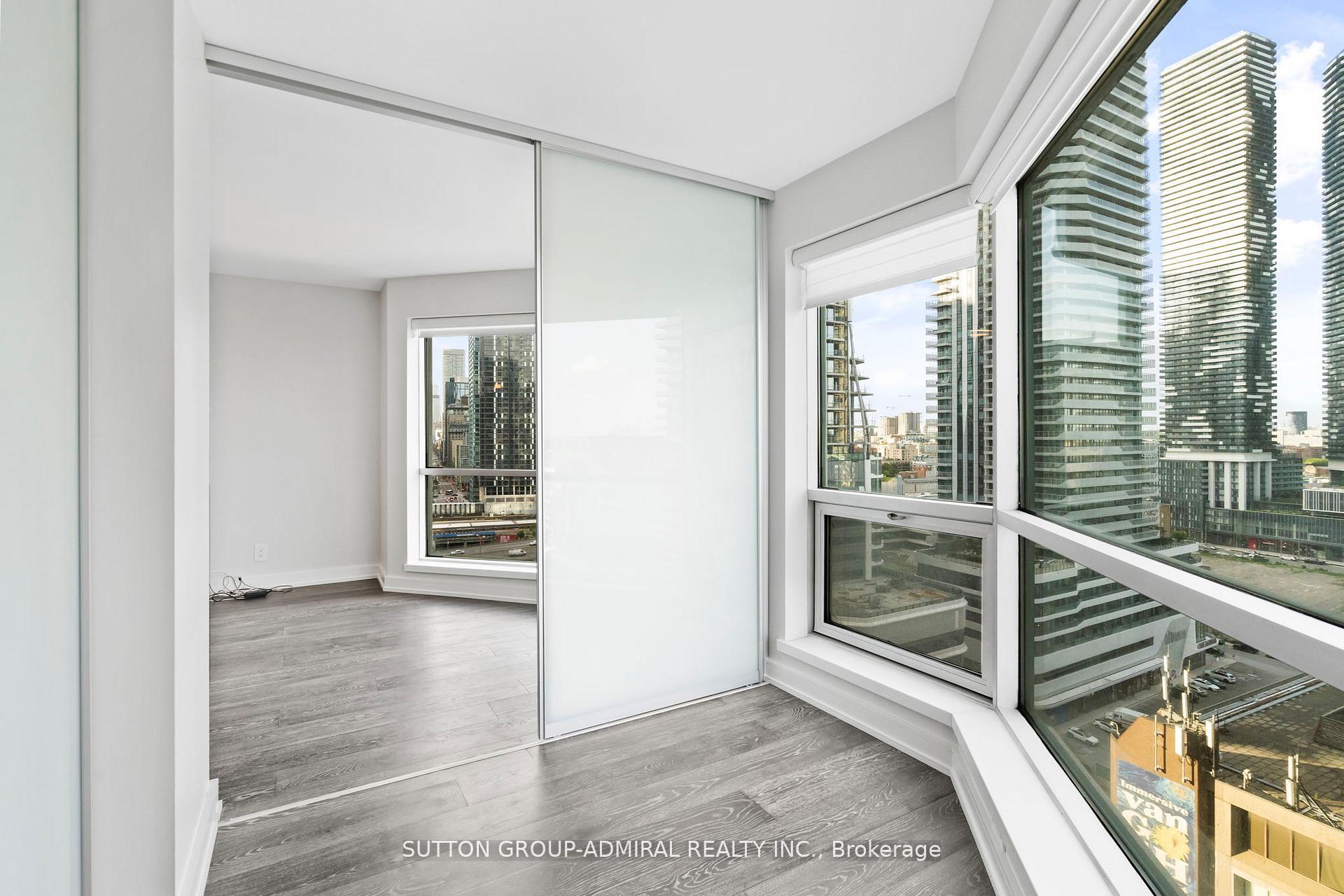 Photo 8 of Unit 1910, 10 Yonge Street, Toronto, Waterfront Communities — HOMEH