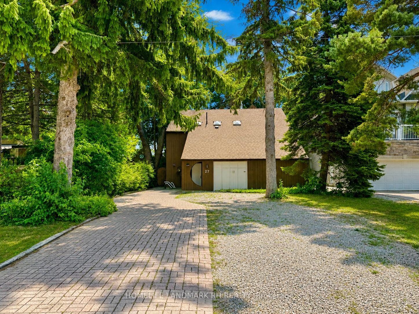 Photo 2 of 27 East Drive, Markham, Unionville — HOMEH