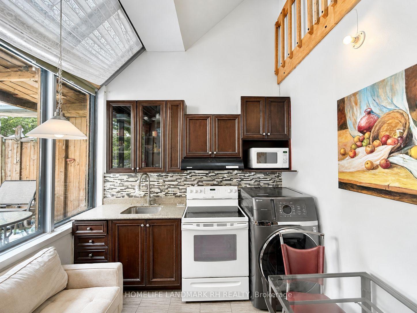 Photo 34 of 27 East Drive, Markham, Unionville — HOMEH