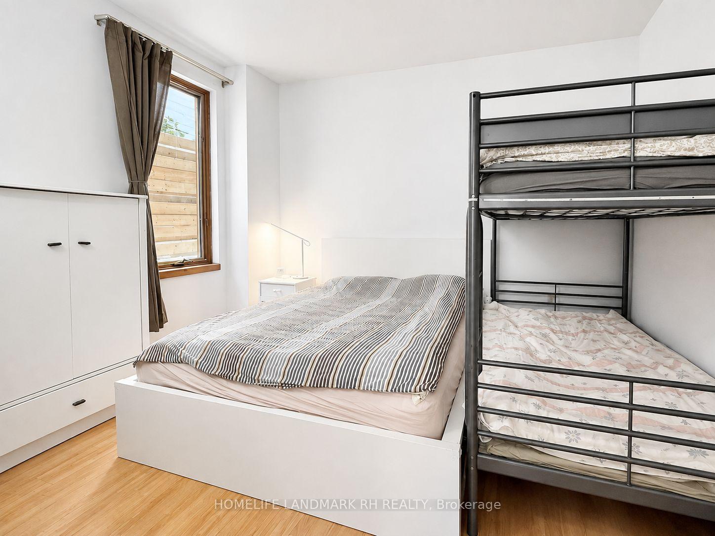 Photo 32 of 27 East Drive, Markham, Unionville — HOMEH